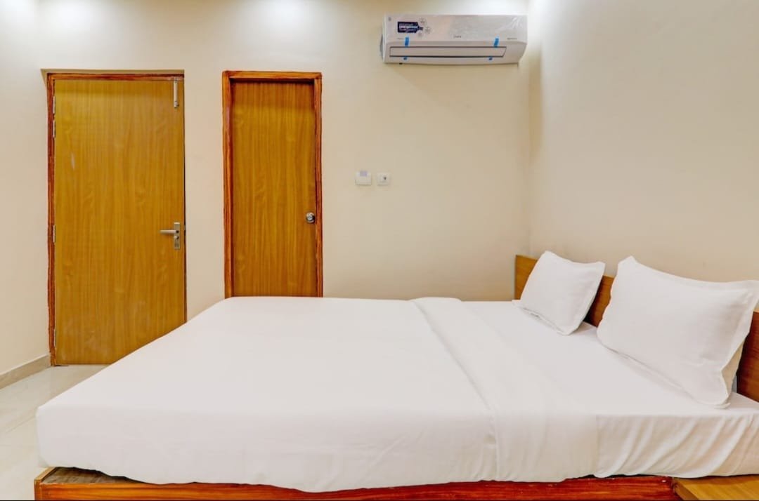 Hotel-Rameshwaram-Inn